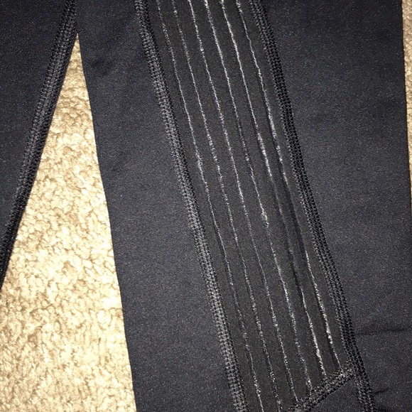 Victoria’s Secret Sport Outfit - Picture 3 of 4